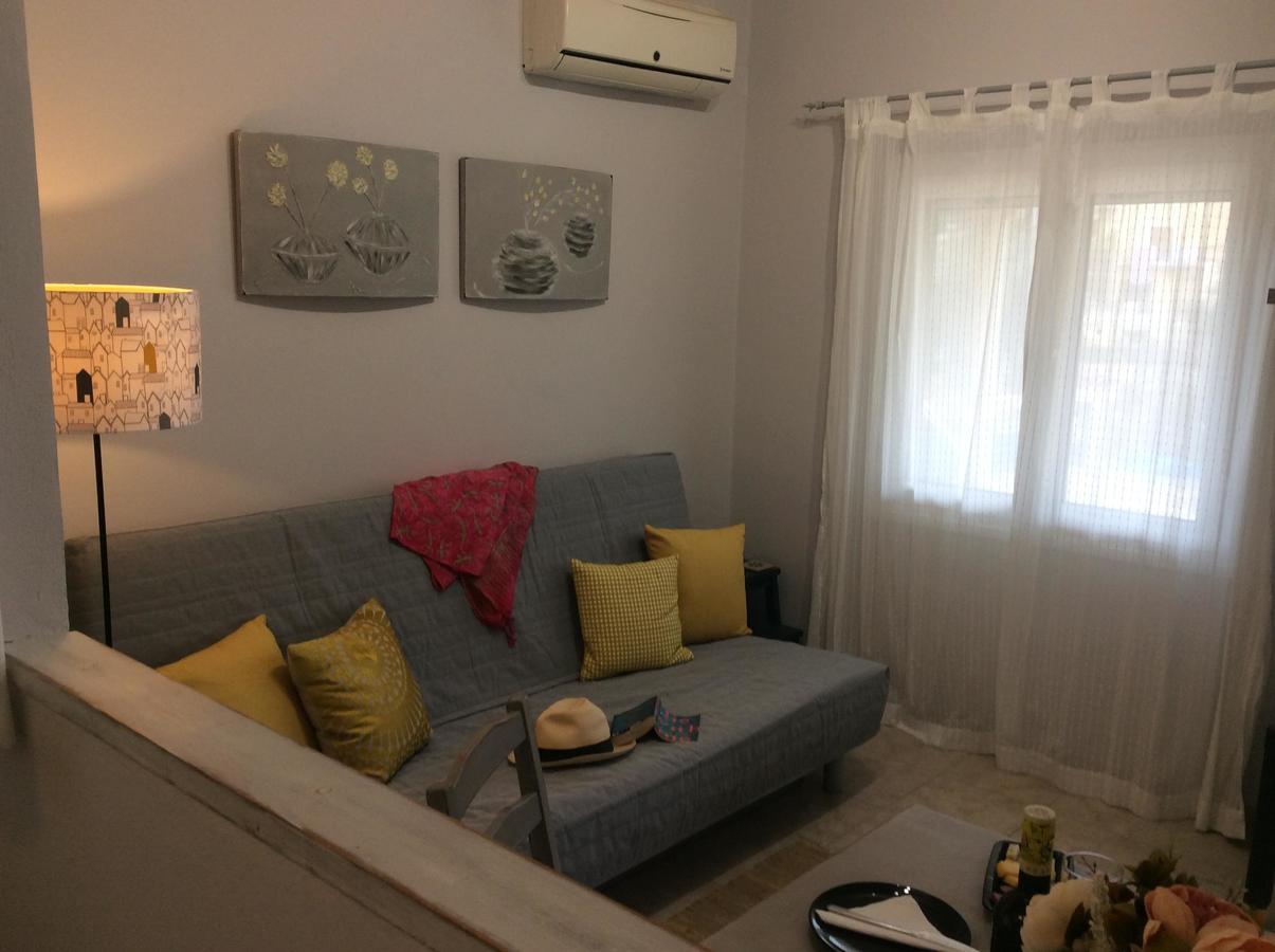 Paxos Bonzai Studios Гайос Екстериор снимка