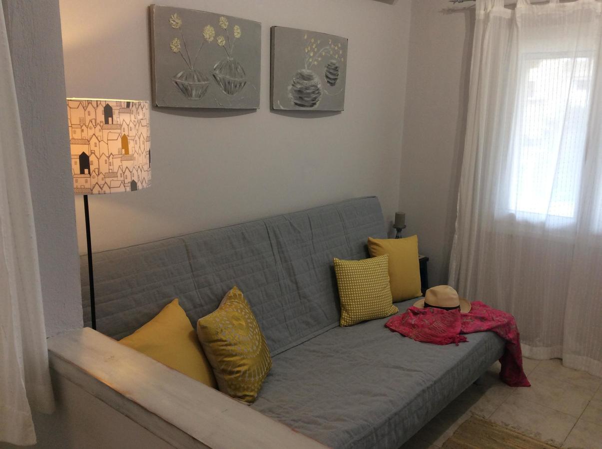Paxos Bonzai Studios Гайос Екстериор снимка